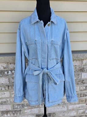 Velvet Heart Belted Denim Jacket Light Wash Utility Style